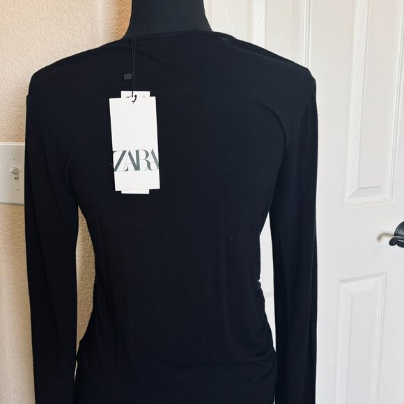 ZARA- long sleeves black shirt with side rouching - Picture 4 of 4